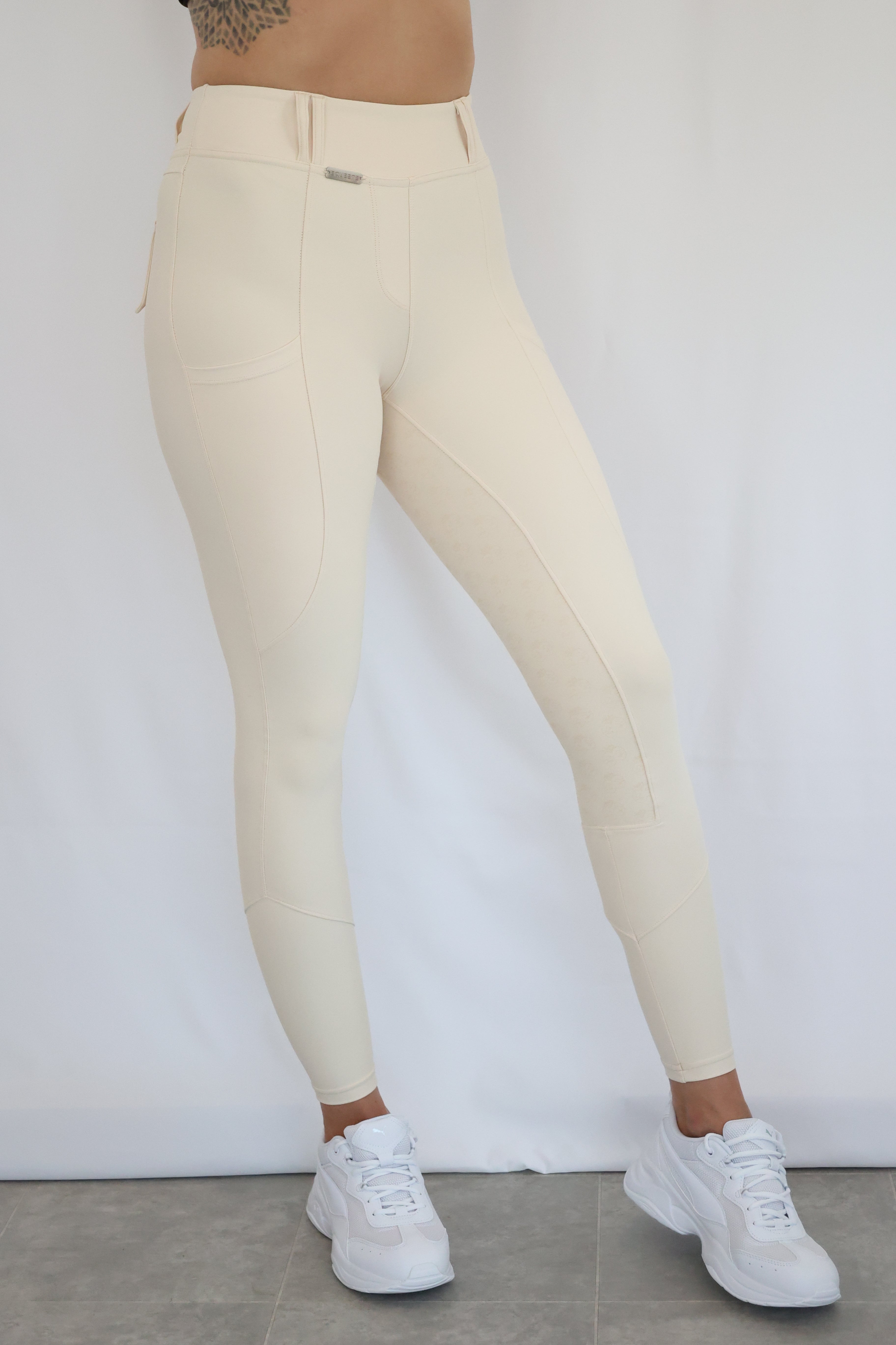 Isla Performance Breeches - Beige