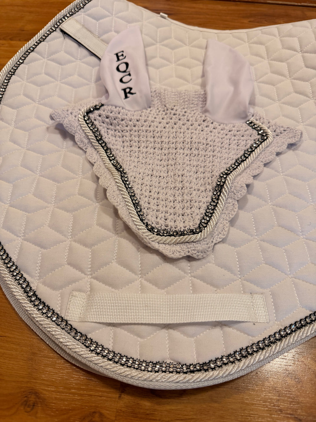 EQCR Crystal Saddle Pad & Fly Veil Set