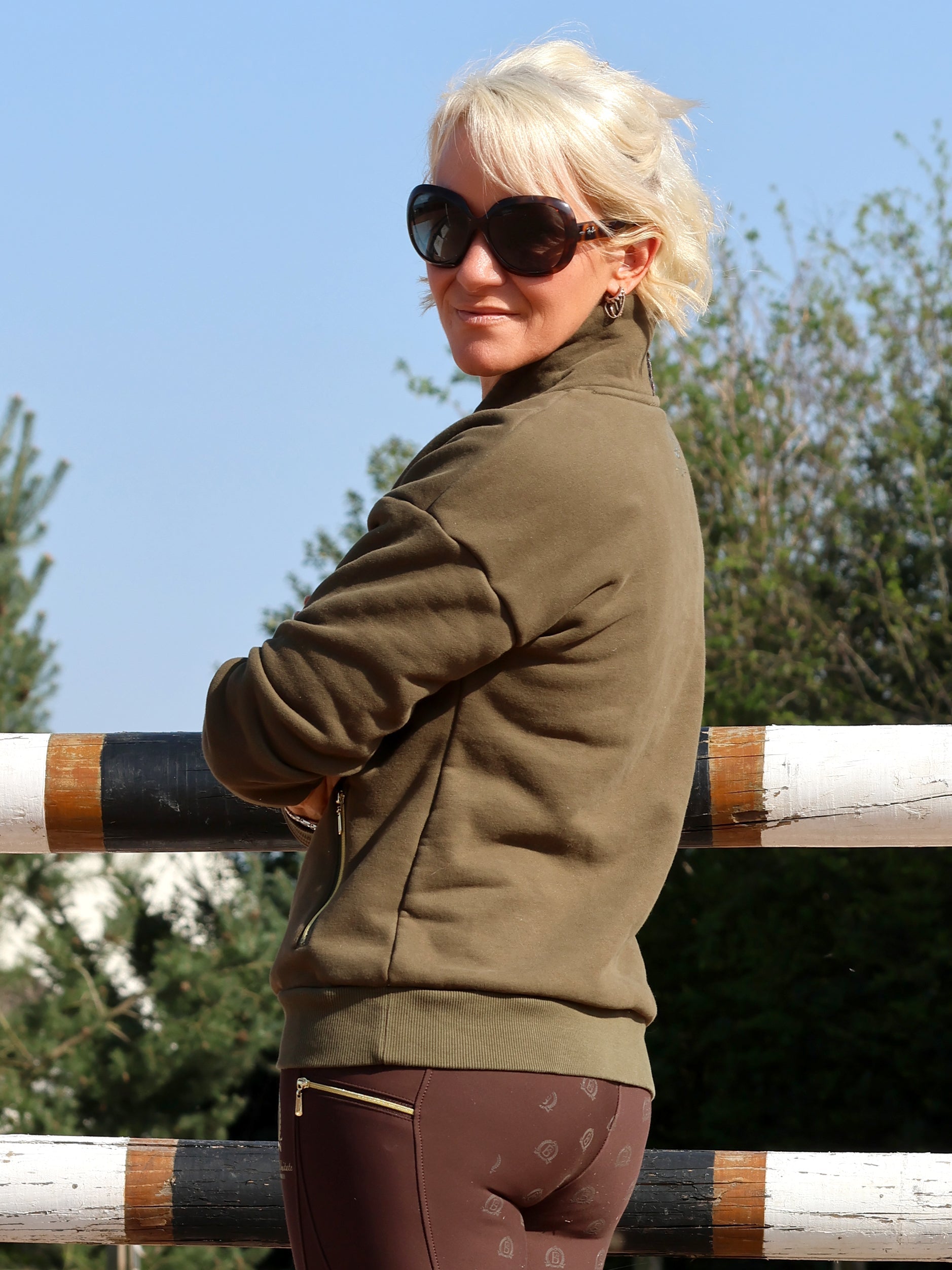 Vanessa V Neck Top In Olive